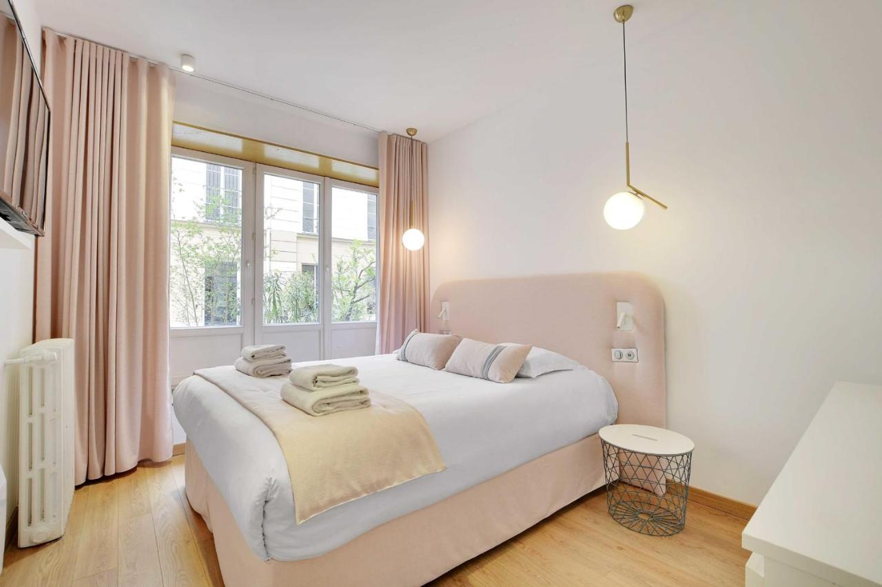 Apartamento CMG Marais // République G París Exterior foto